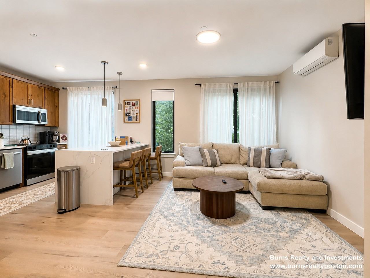 400 W Broadway #308 - Photo 3 of 21