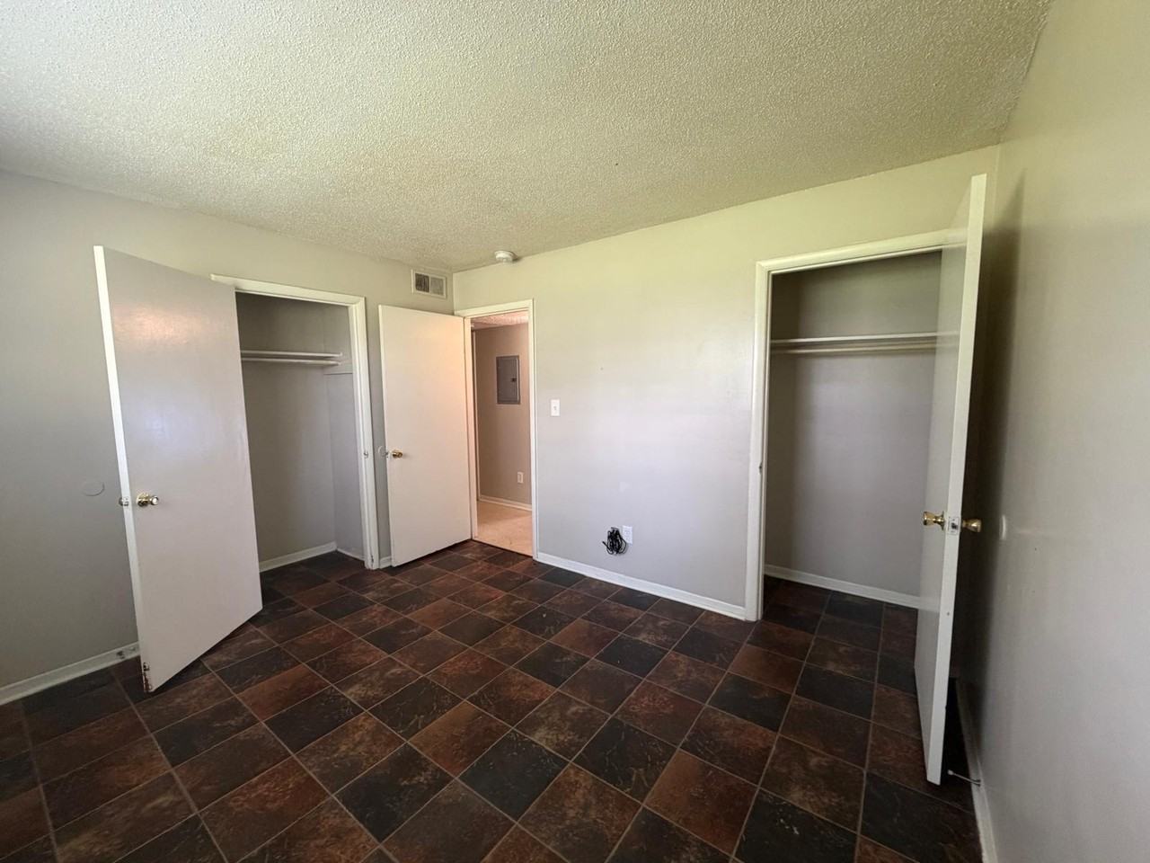 2218 Jonathan Dr Nw #A - Photo 6 of 14