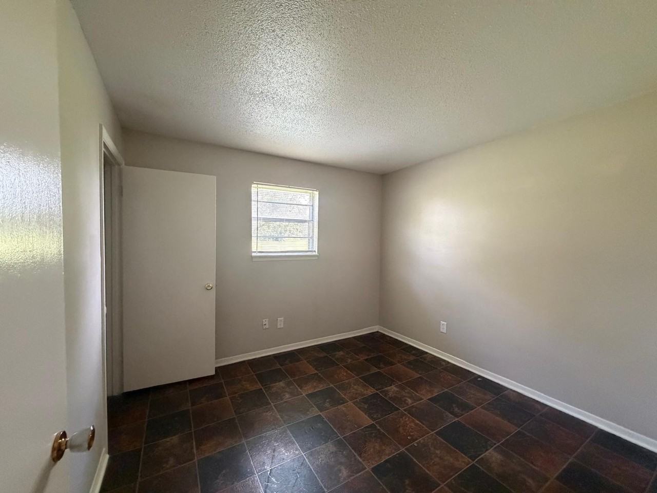 2218 Jonathan Dr Nw #A - Photo 7 of 14