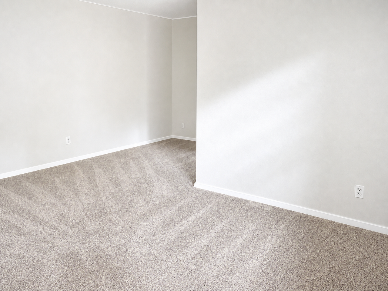 590 SOUTH NEGLEY AVENUEAPT N-2 #N02 - Photo 3 of 6