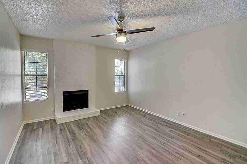 Lakeland Apartments - Photo 5 of 50