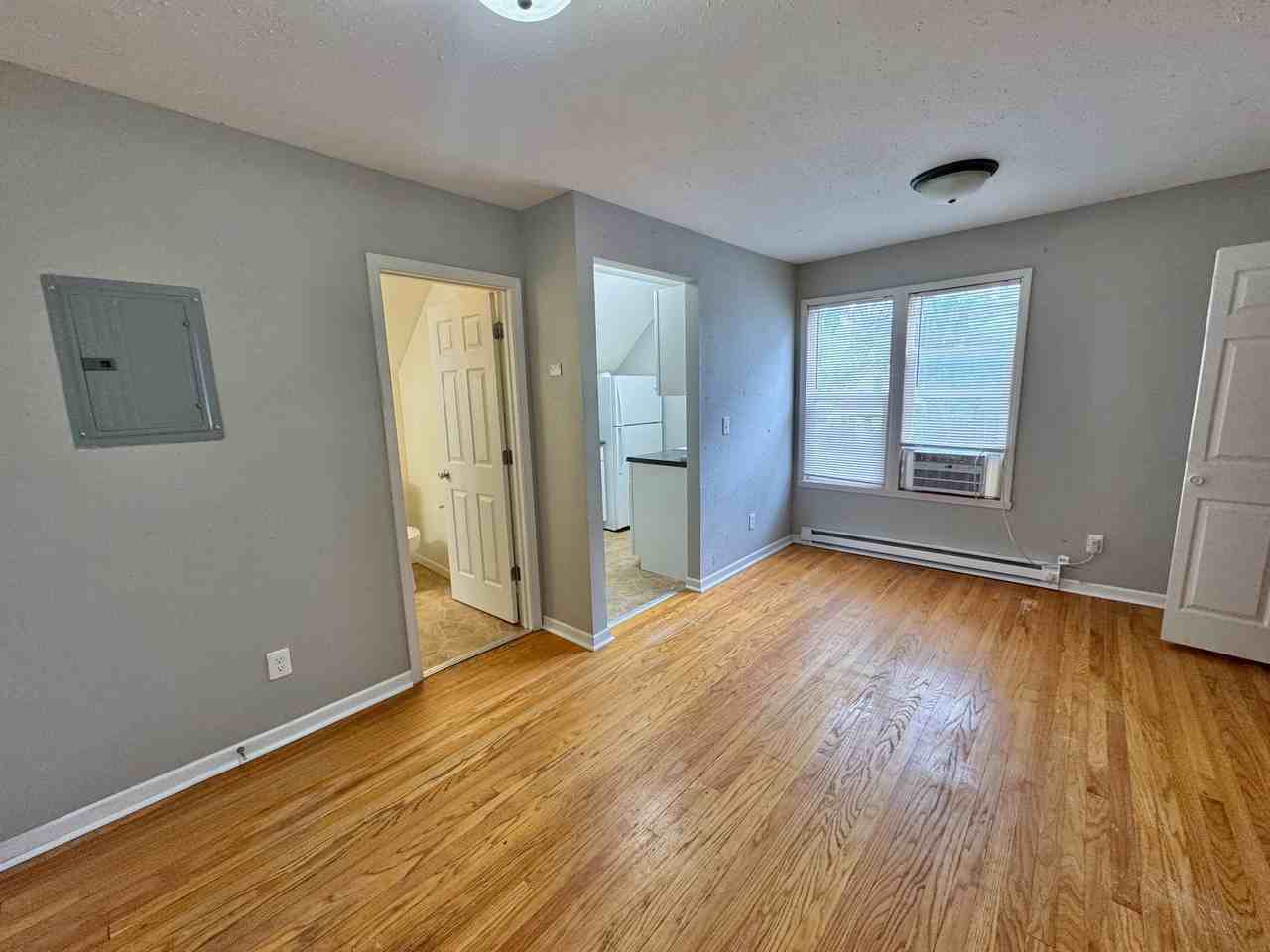 727 3rd St N #1 - Photo 4 of 5