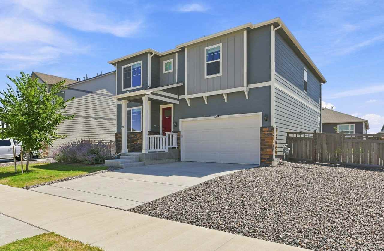 4756 Windmill Dr #1 - Photo 4 of 35