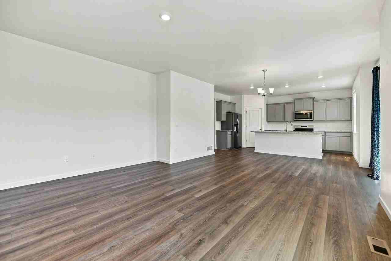 4756 Windmill Dr #1 - Photo 7 of 35