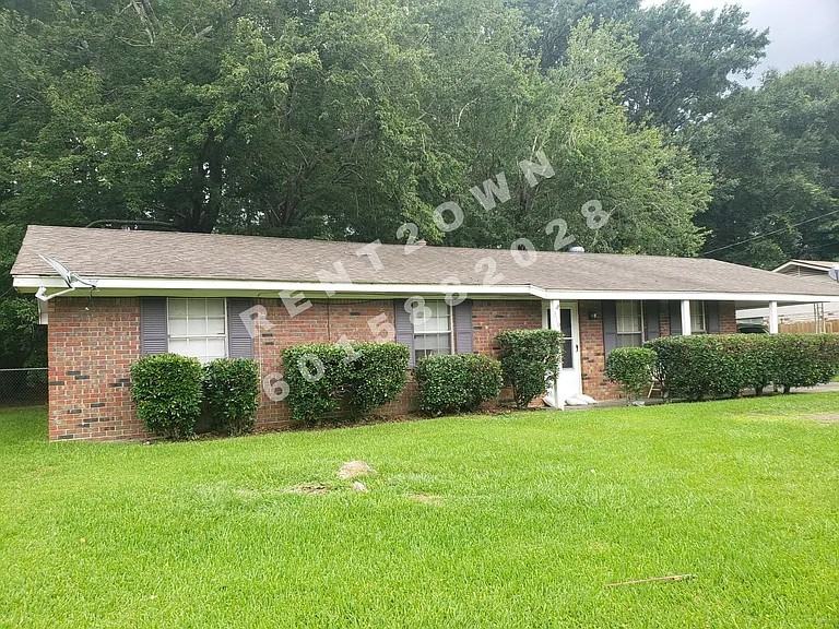 310 W Ray Dr #1 - Photo 2 of 20