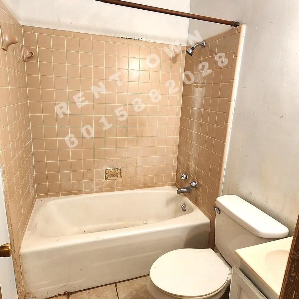 310 W Ray Dr #1 - Photo 4 of 20