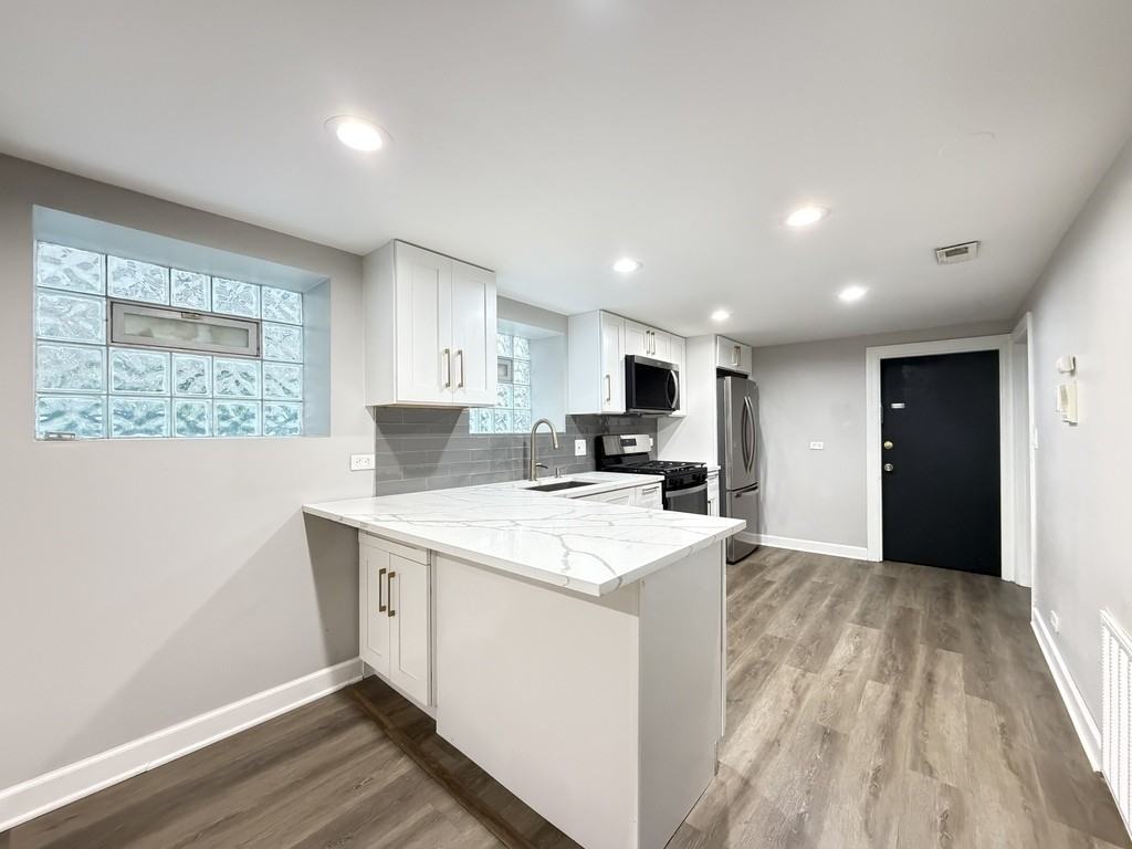 2617 W Rascher Ave #GDN - Photo 3 of 21