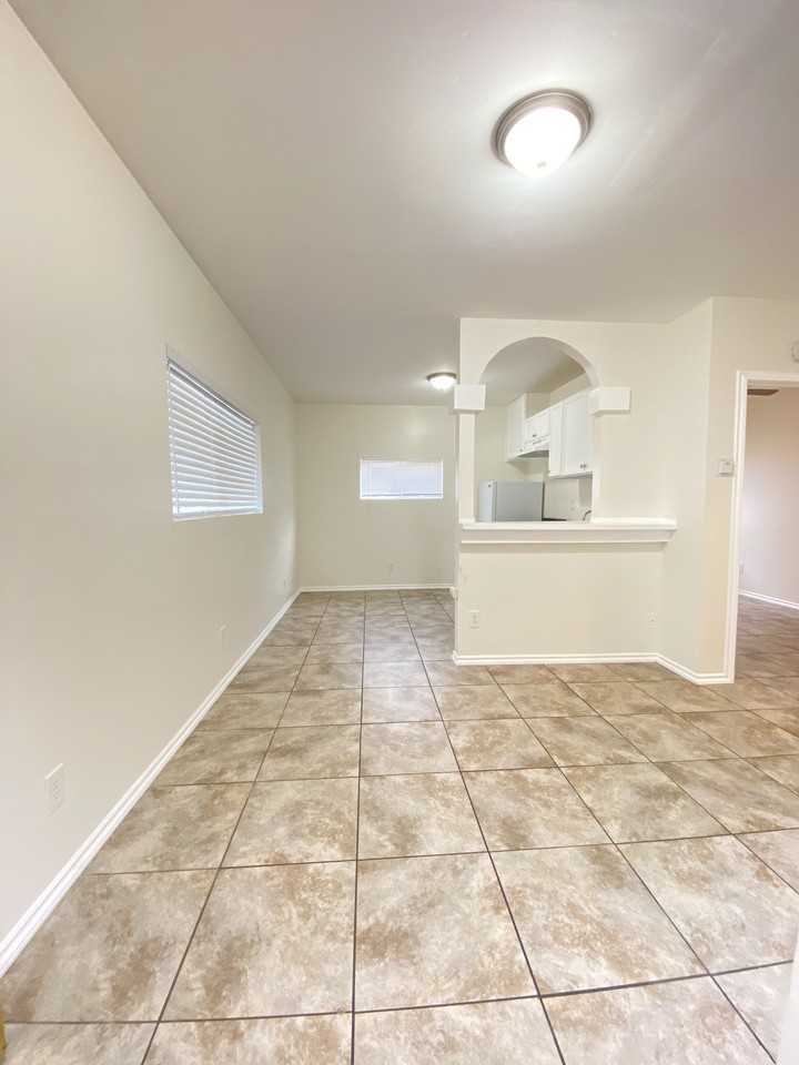 70 14th Pl #14 - Photo 2 of 11