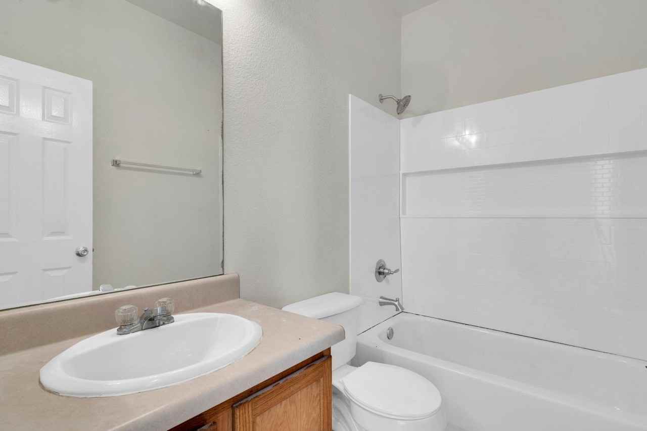 W Sierra Vista - Photo 6 of 10