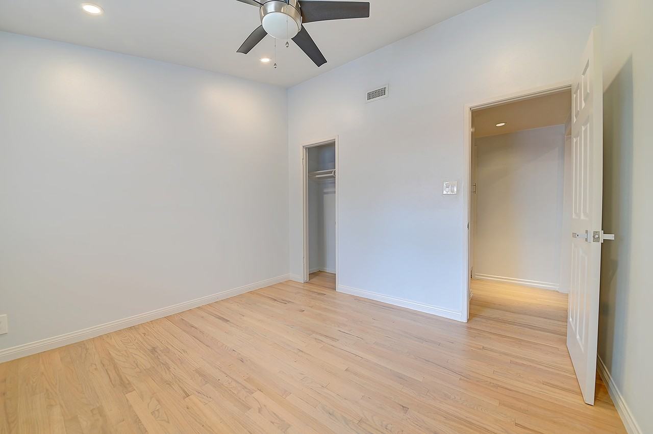 2044 W Spruce Ave #1 - Photo 3 of 50
