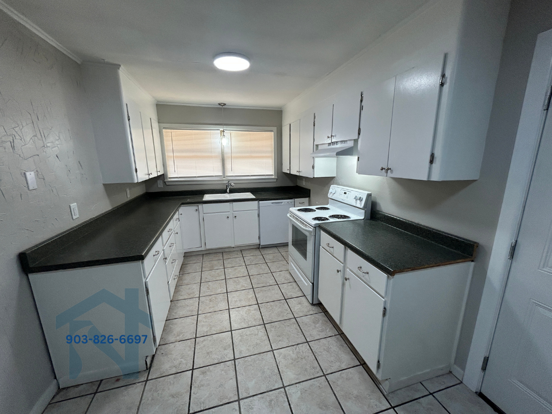 817 Caver St #1 - Photo 2 of 18