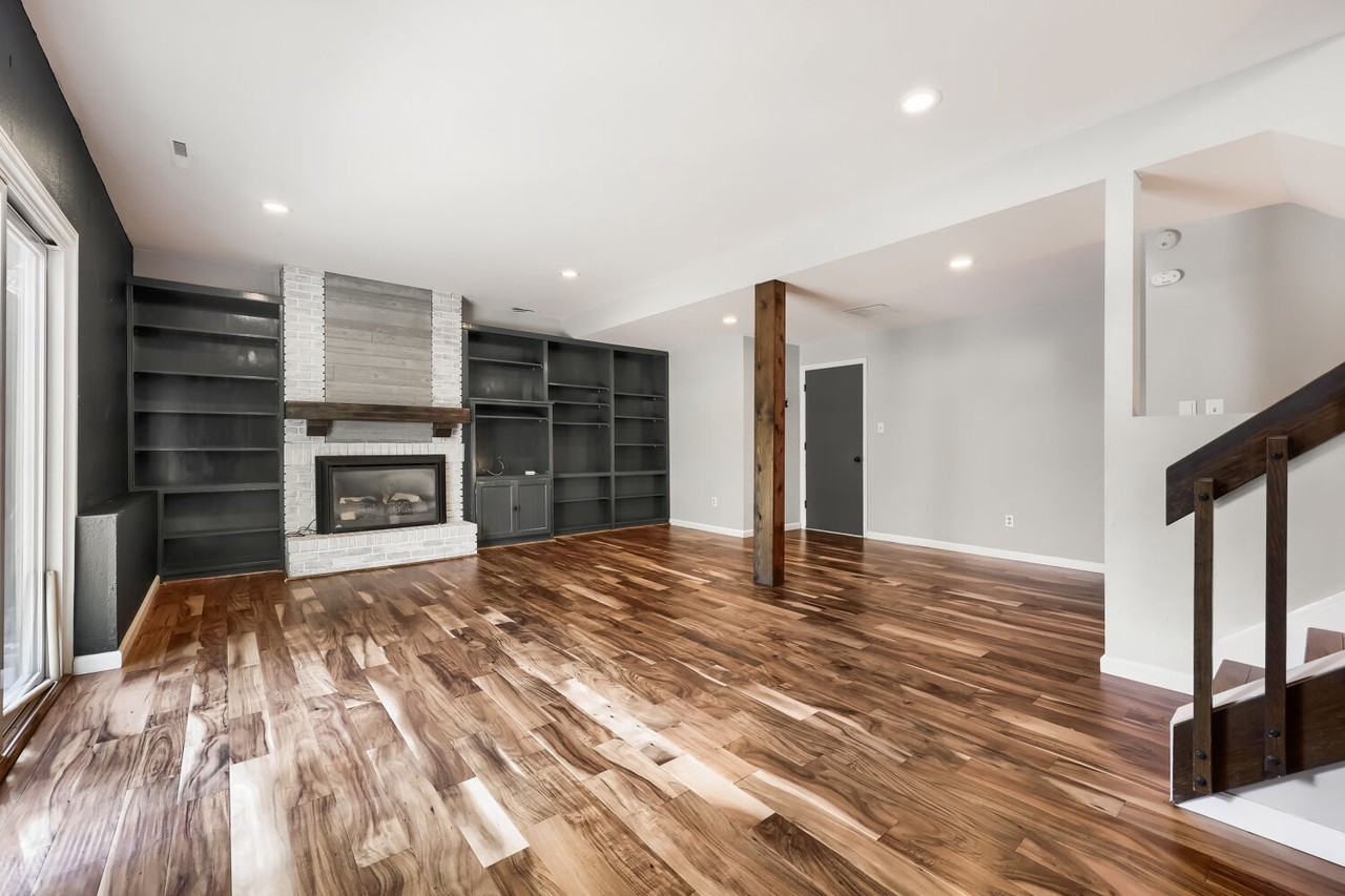 814 Hans Brinker St #1 - Photo 7 of 28