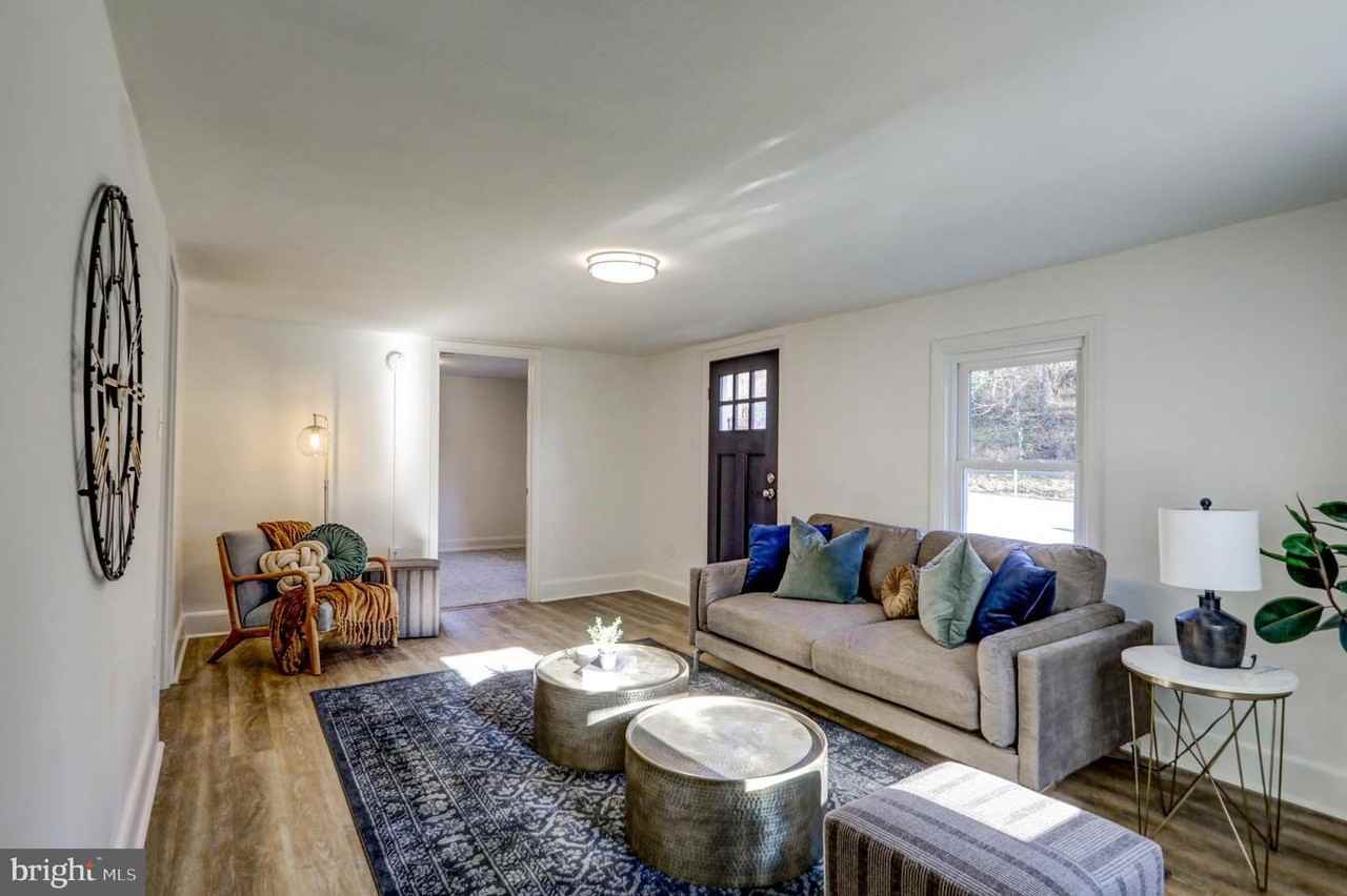 1675 Wabank Rd #1 - Photo 4 of 29