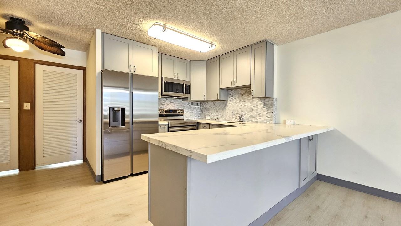1720 Ala Moana Blvd #407A