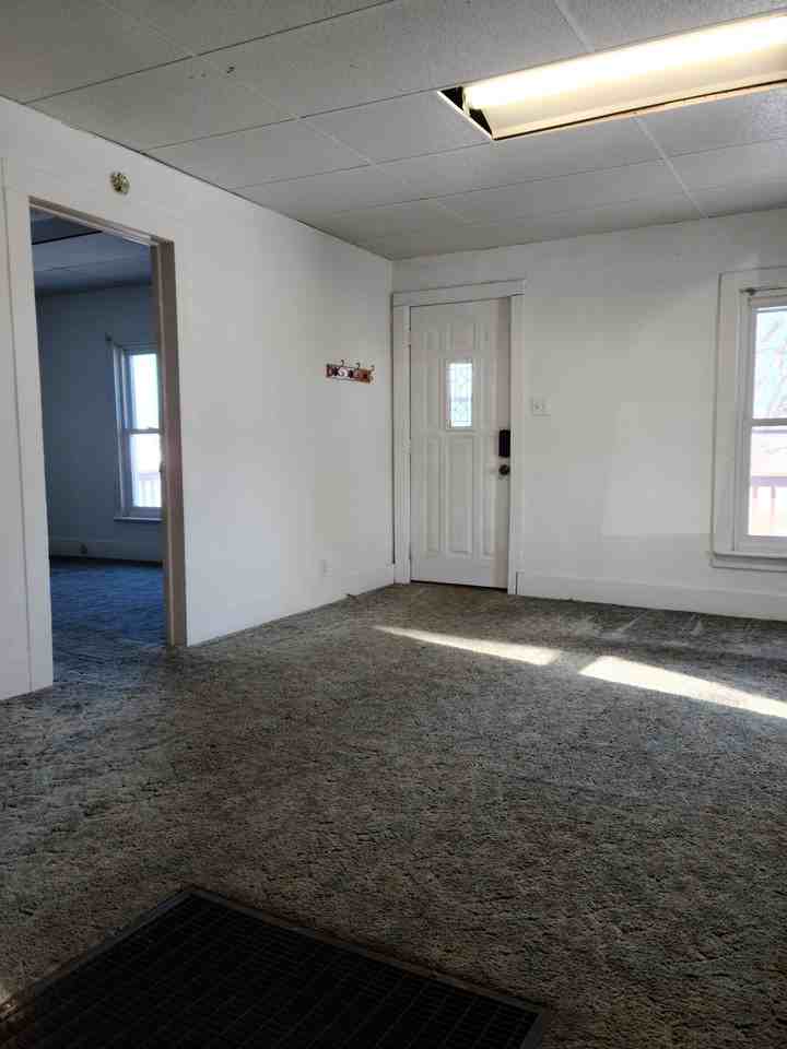 112 W 10th St #1 - Photo 6 of 7