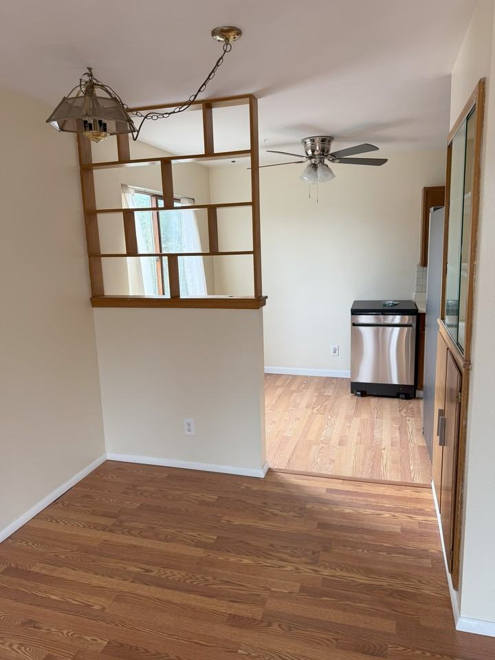 214 W Kennedy Ave #1 - Photo 6 of 14