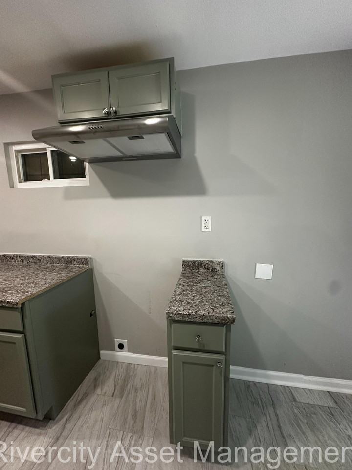 2146 Hunter Ave #1 - Photo 6 of 11