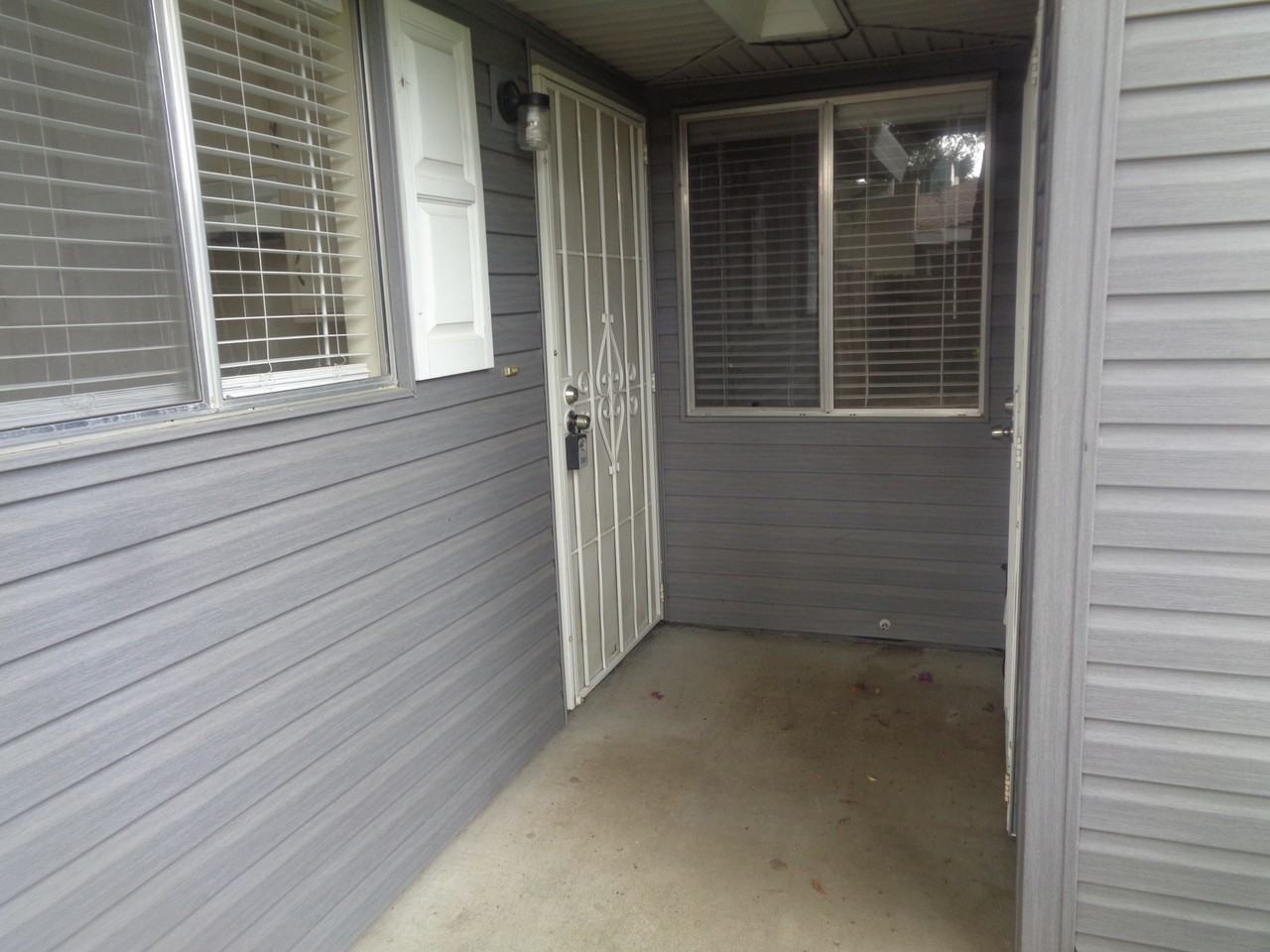 1170 Forestwood Dr #1170 - Photo 4 of 12
