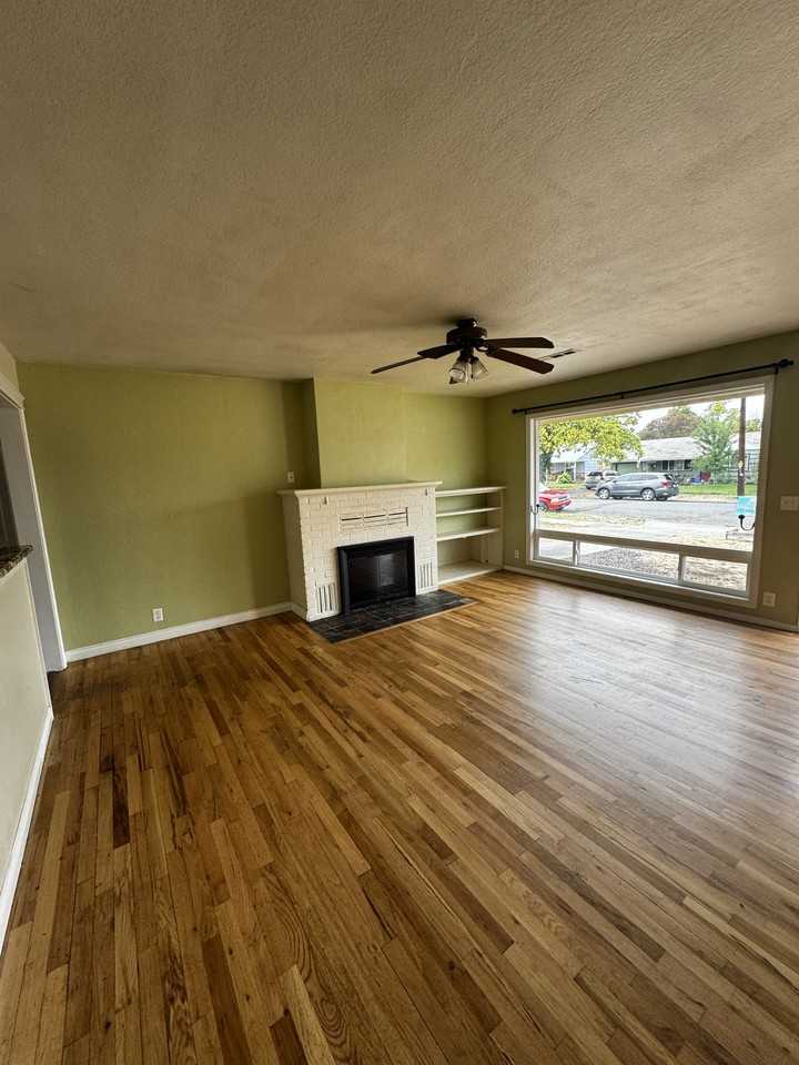 1023 Murray Ave #1 - Photo 7 of 30