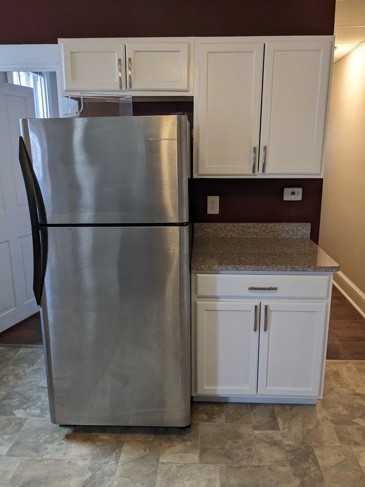 704 N Lime St #2 - Photo 6 of 23