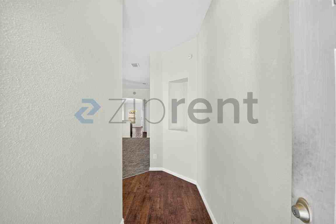 1425 Sierra Estate Trl - Photo 5 of 28