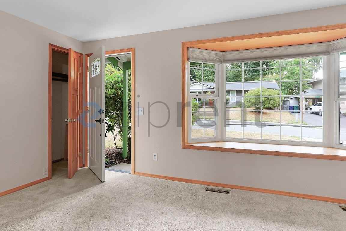 14111 82nd Pl Ne - Photo 2 of 19
