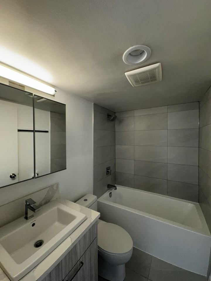 525 West 13th Avenue #402 - Photo 2 of 7