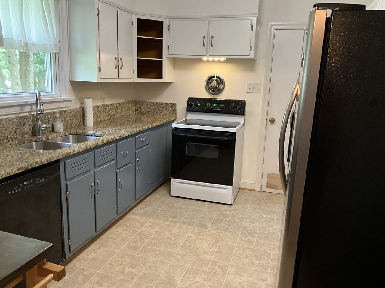 3417 Cooper Rd #1 - Photo 5 of 10