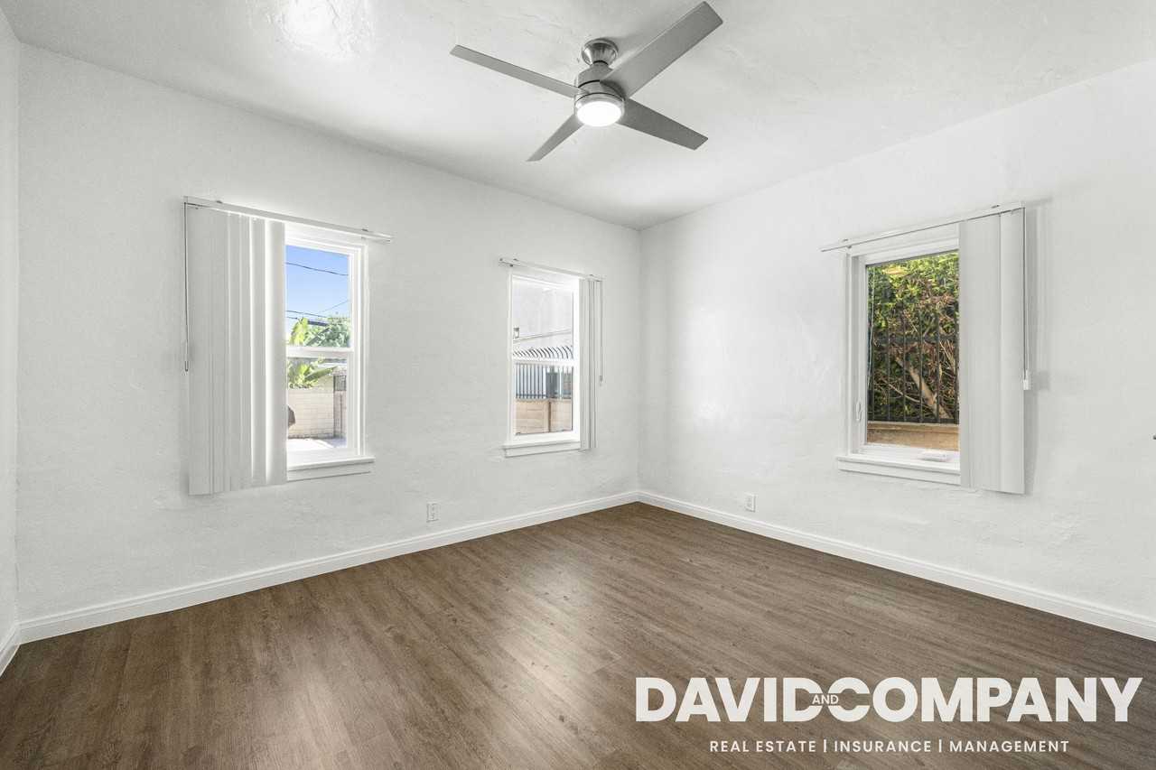 2216 S Marvin Ave #2216 - Photo 4 of 11