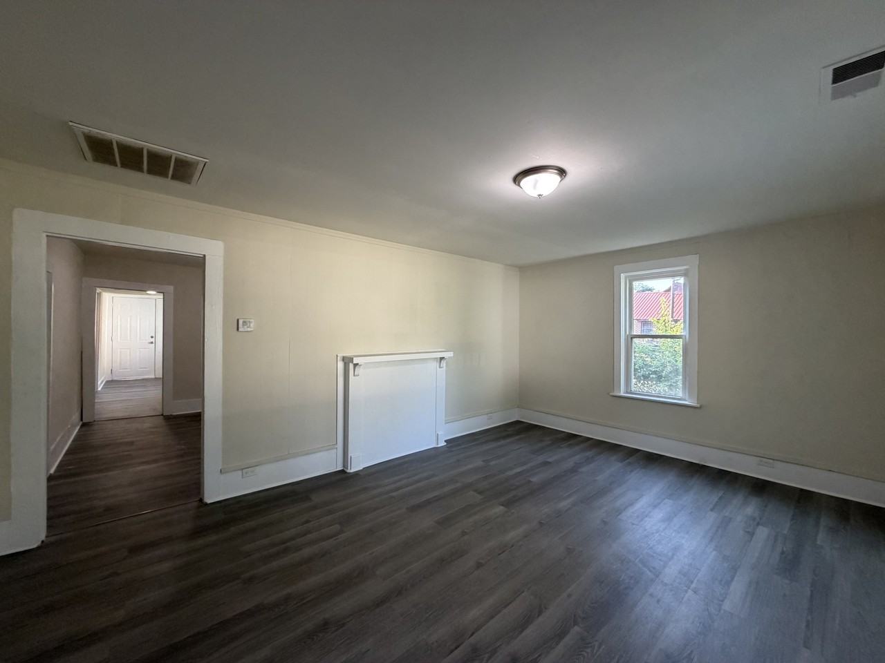 657 27th St Sw #1 - Photo 2 of 10