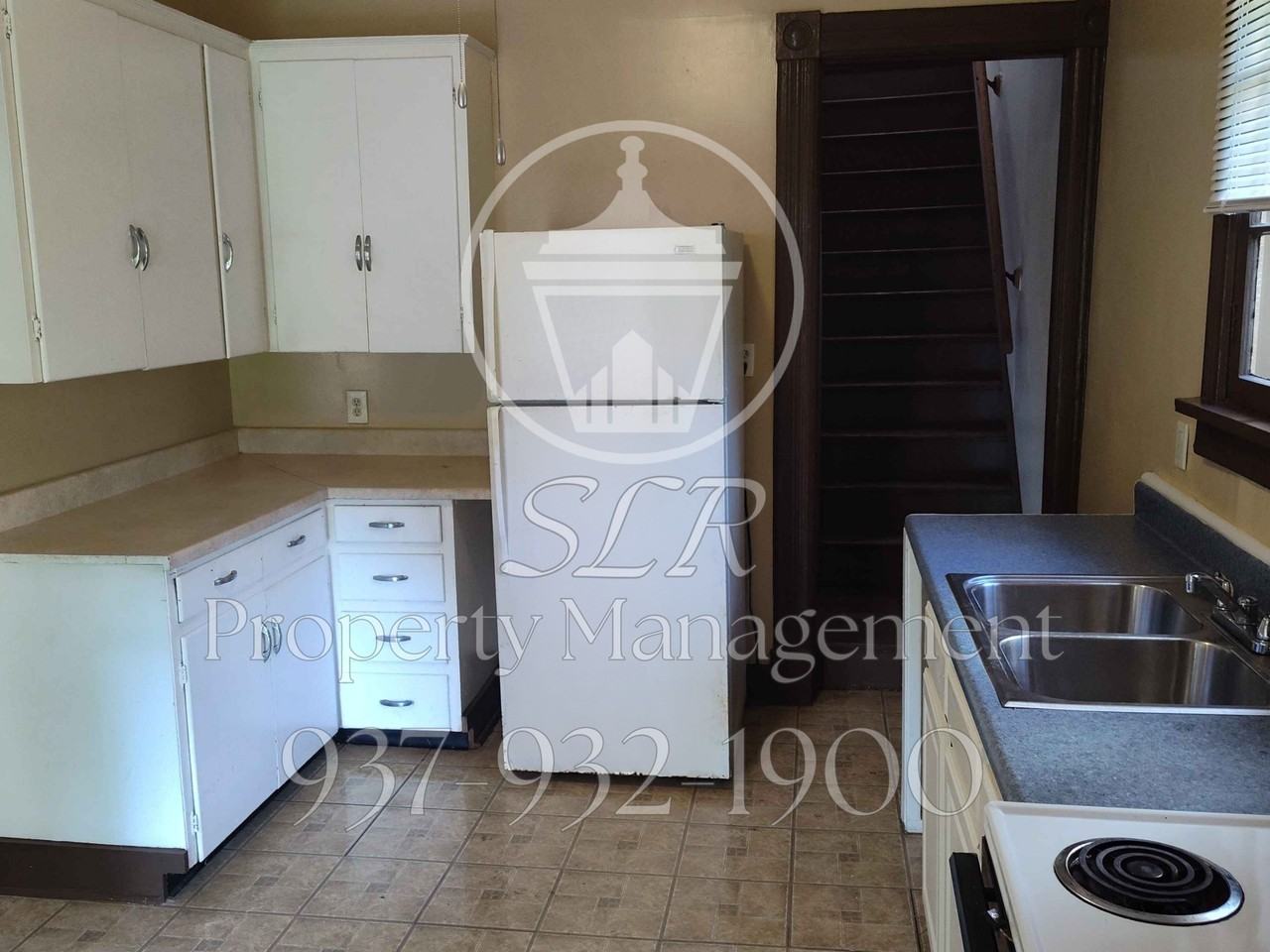 114 Jay St #B - Photo 2 of 20