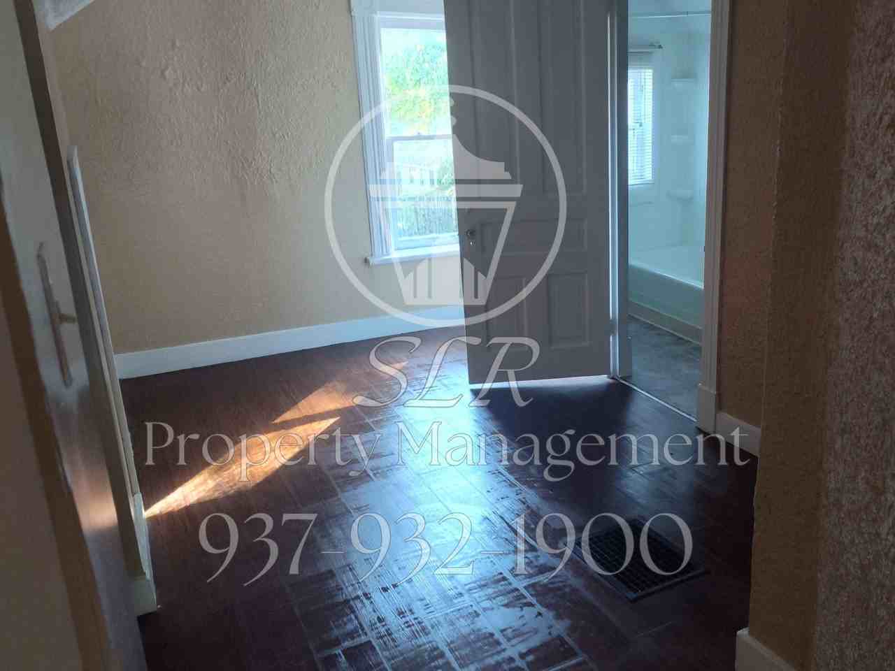 114 Jay St #B - Photo 7 of 20