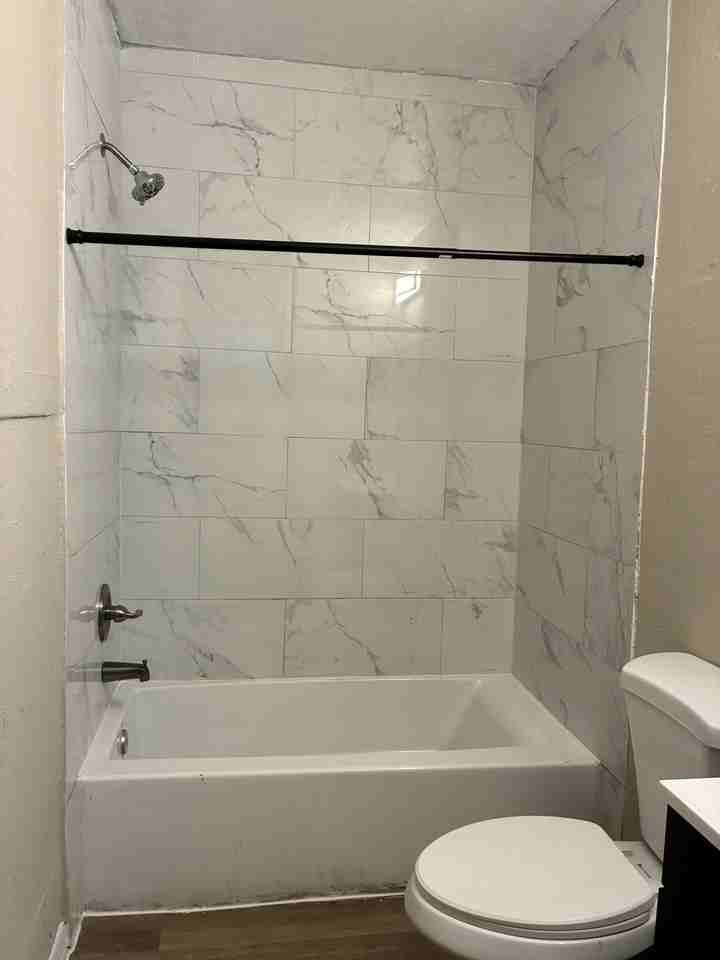 3309 N Pearl St #1 - Photo 6 of 10