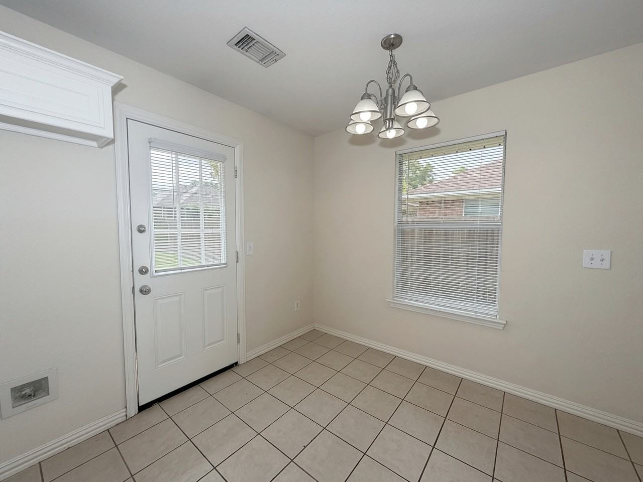 931 S Farmington Rd #1 - Photo 5 of 15
