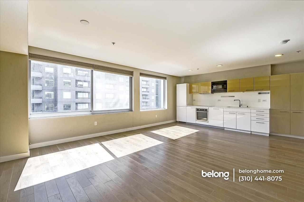901 S Flower St #410 - Photo 6 of 35