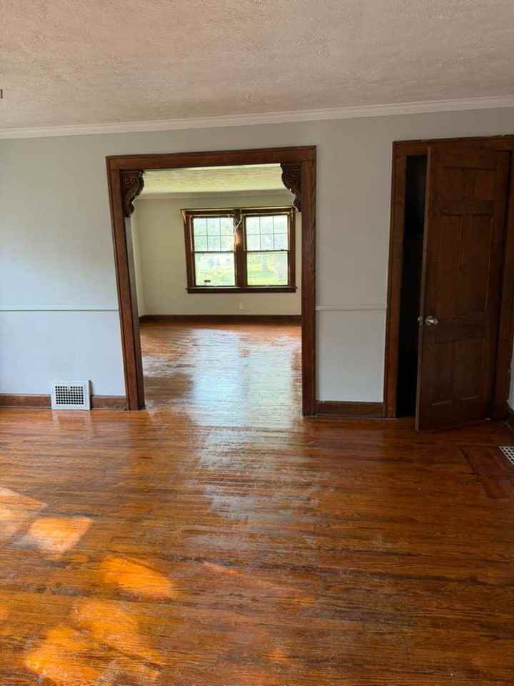 72 Harriman Ave #1 - Photo 4 of 22