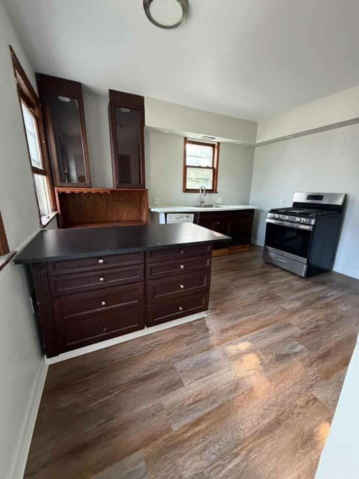 72 Harriman Ave #1 - Photo 6 of 22