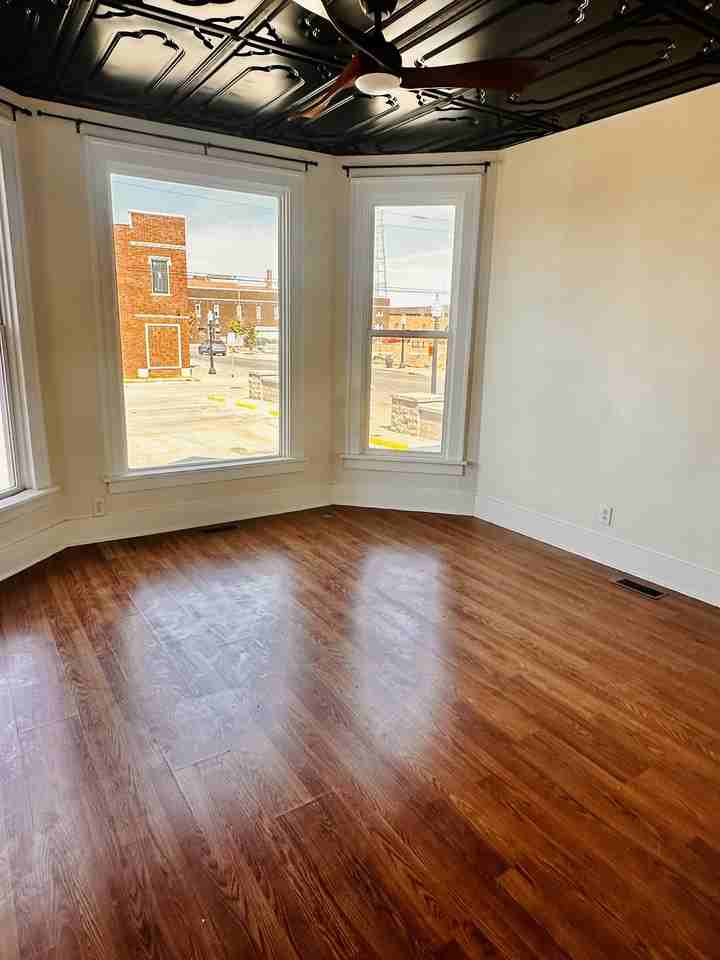 329 E Broadway #2 - Photo 4 of 13