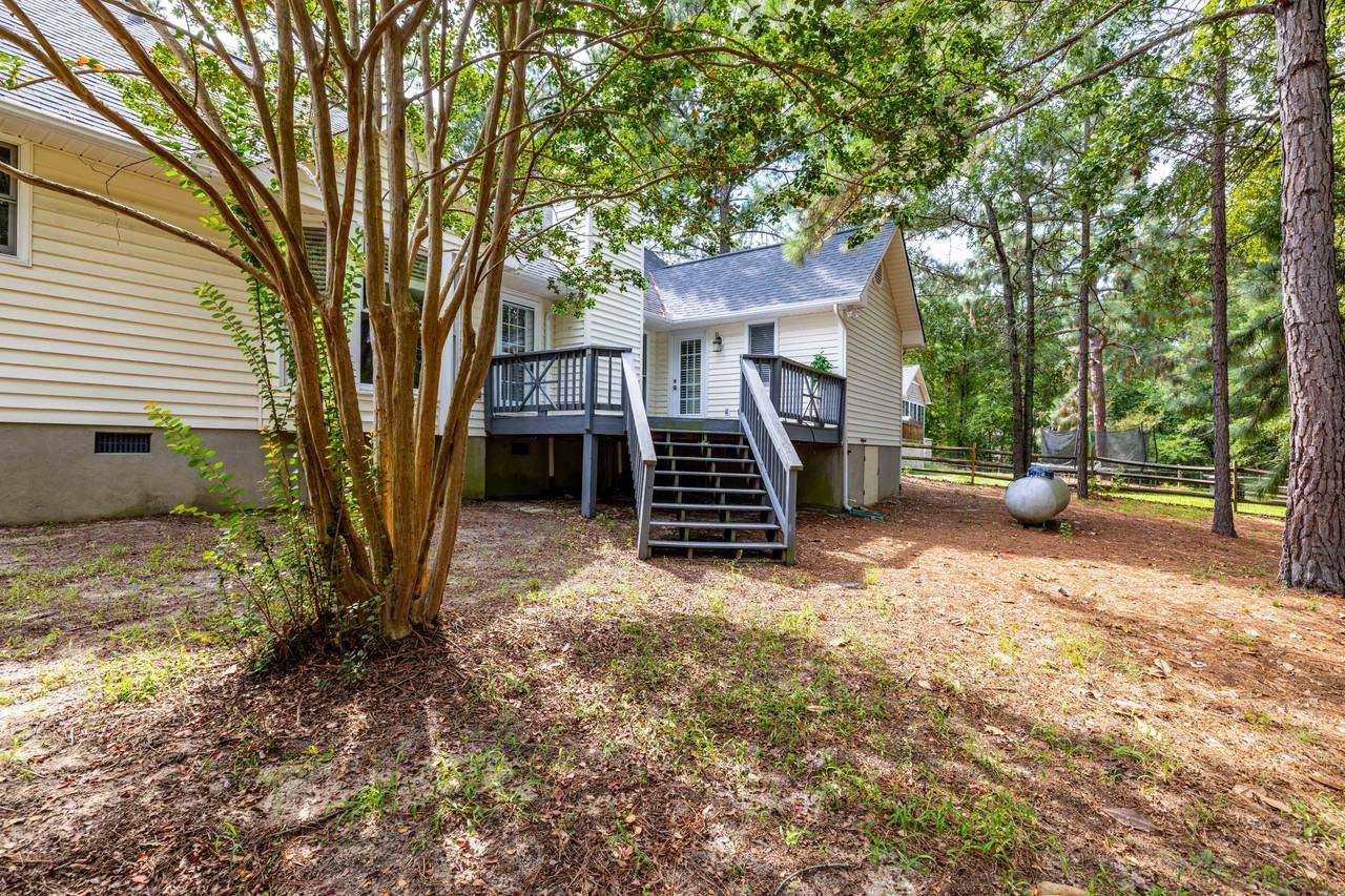 102 Seminole Ct #1 - Photo 7 of 44