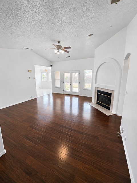 10746 Gemini Ct Nw #1 - Photo 5 of 30