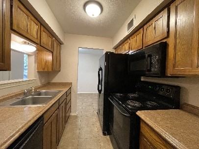 5516 Lewis Ct #C - Photo 4 of 23