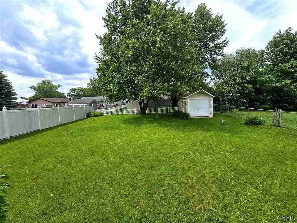 119 Gale Ave - Photo 7 of 7