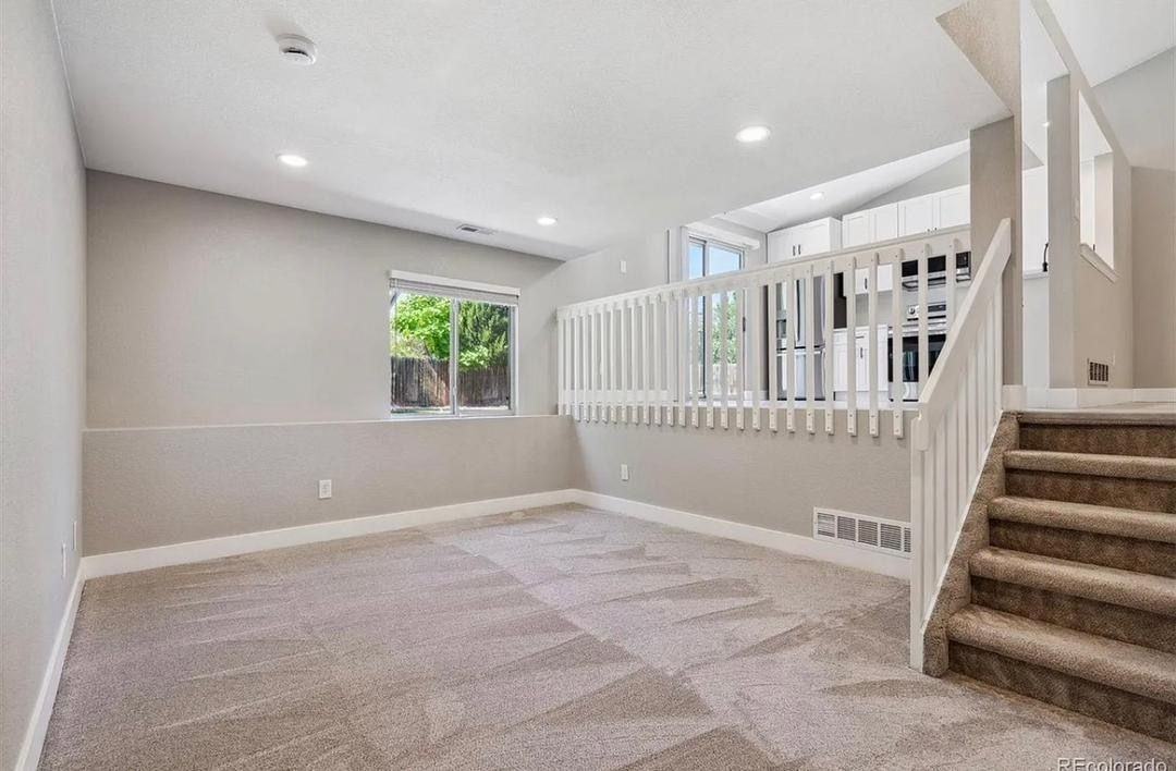 12245 Grape St - Photo 6 of 16