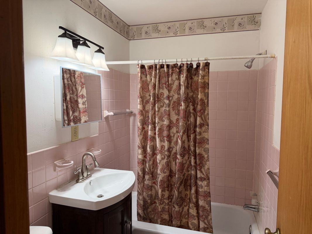 165 Wheelock Pkwy W ##102 - Photo 3 of 4