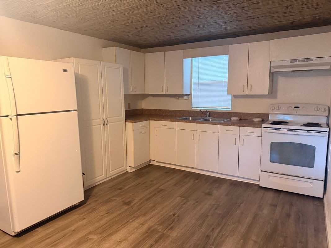 9999 Ne 120th St - Photo 5 of 8