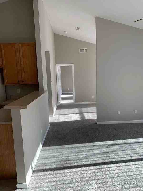 3857 Thorngate Dr - Photo 7 of 16