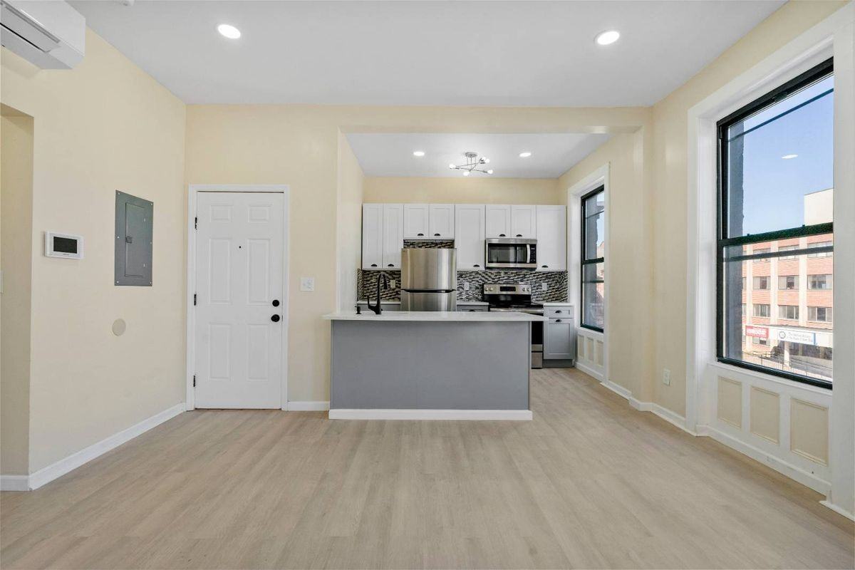 170 Washington Ave Apt 2a - Photo 7 of 7