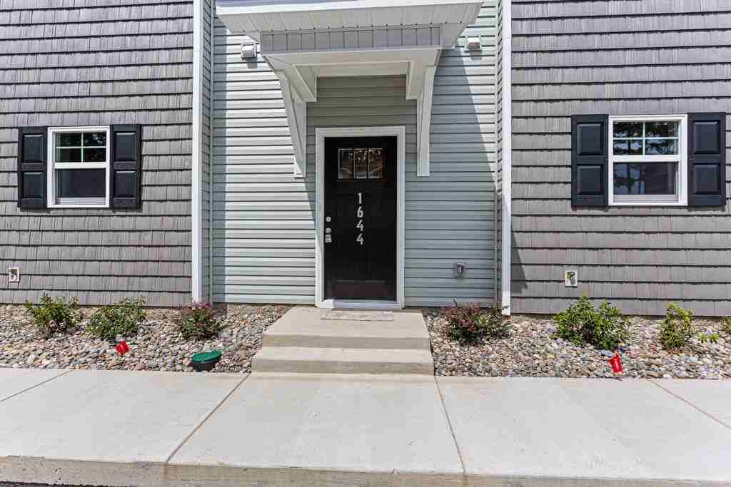 1644 MacIntosh Drive, Unit 1644 - Photo 5 of 12