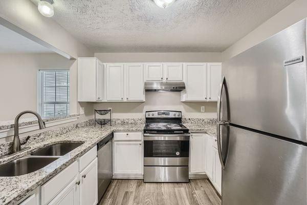 5485 Tunbridge Wells Rd - Photo 5 of 9