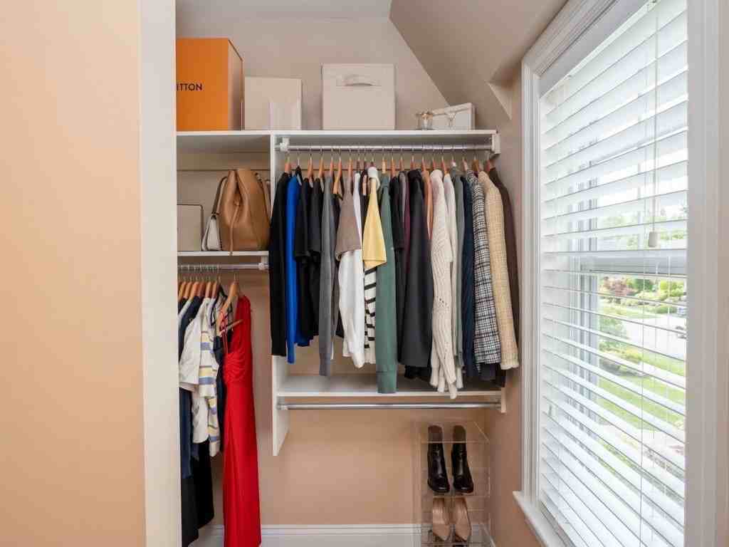 9193 Bathurst St - Photo 4 of 12